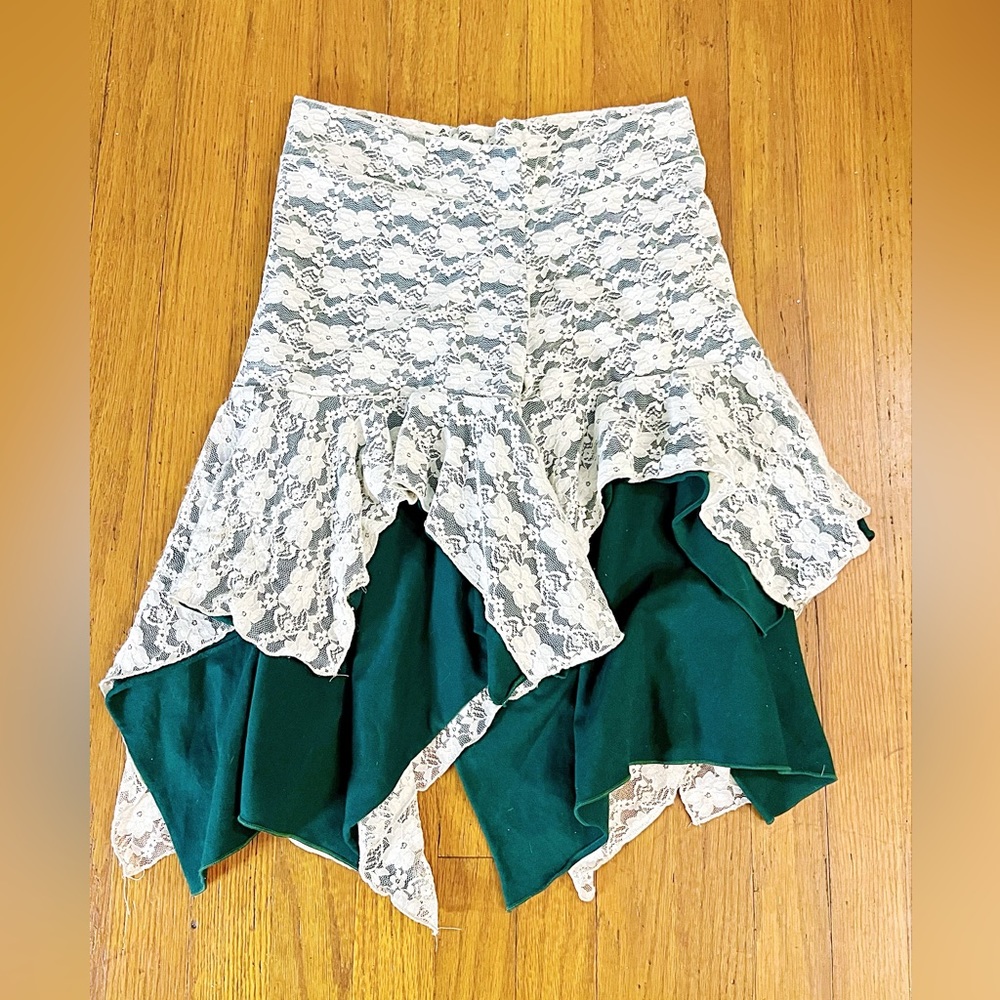 Fairy forest green and lace/cotton shorts size small / medium
